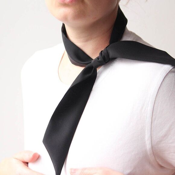 Black Solid Silk Skinny Scarf‎ - Picture 2 of 7